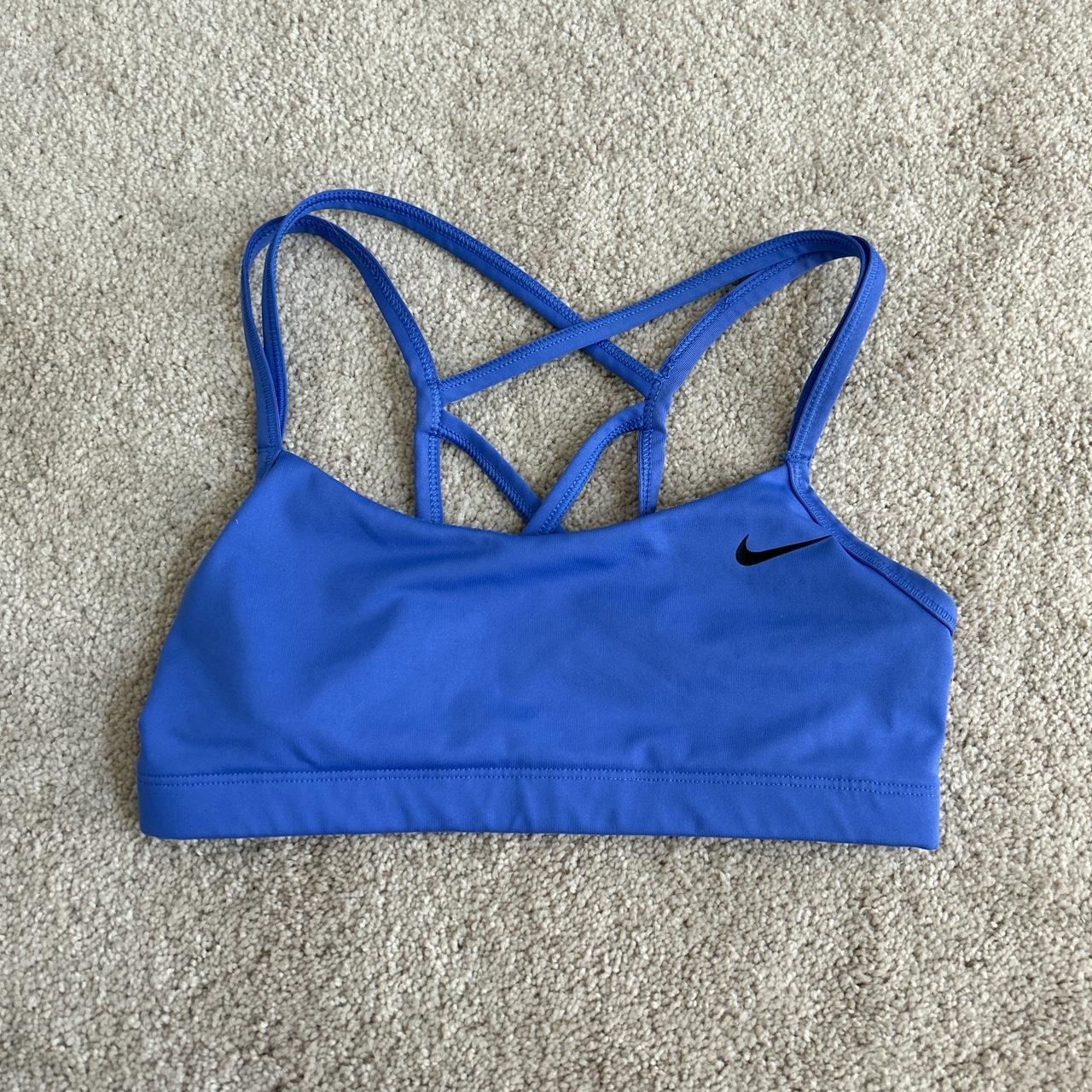 nike sports bra Depop
