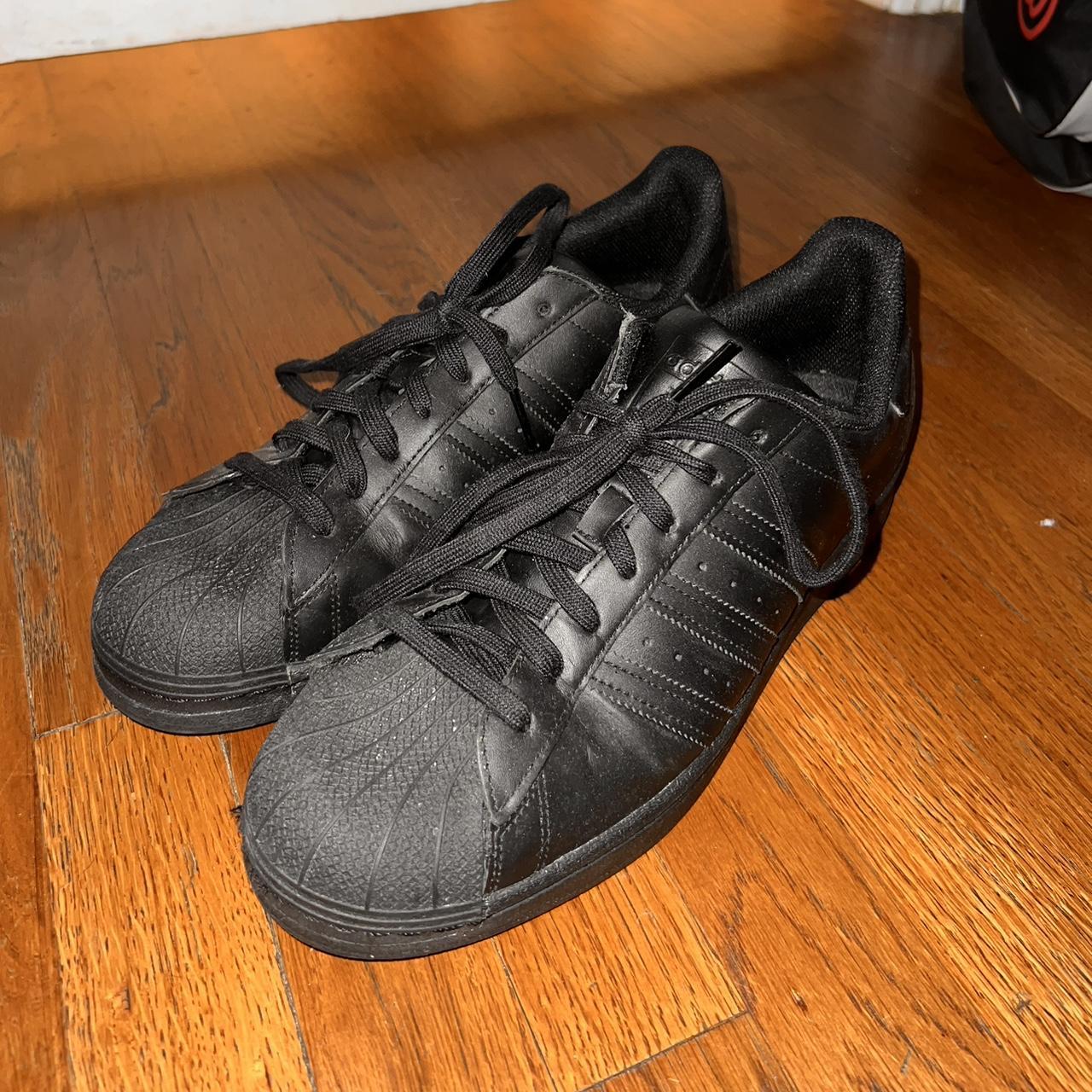 Adidas superstar - Depop