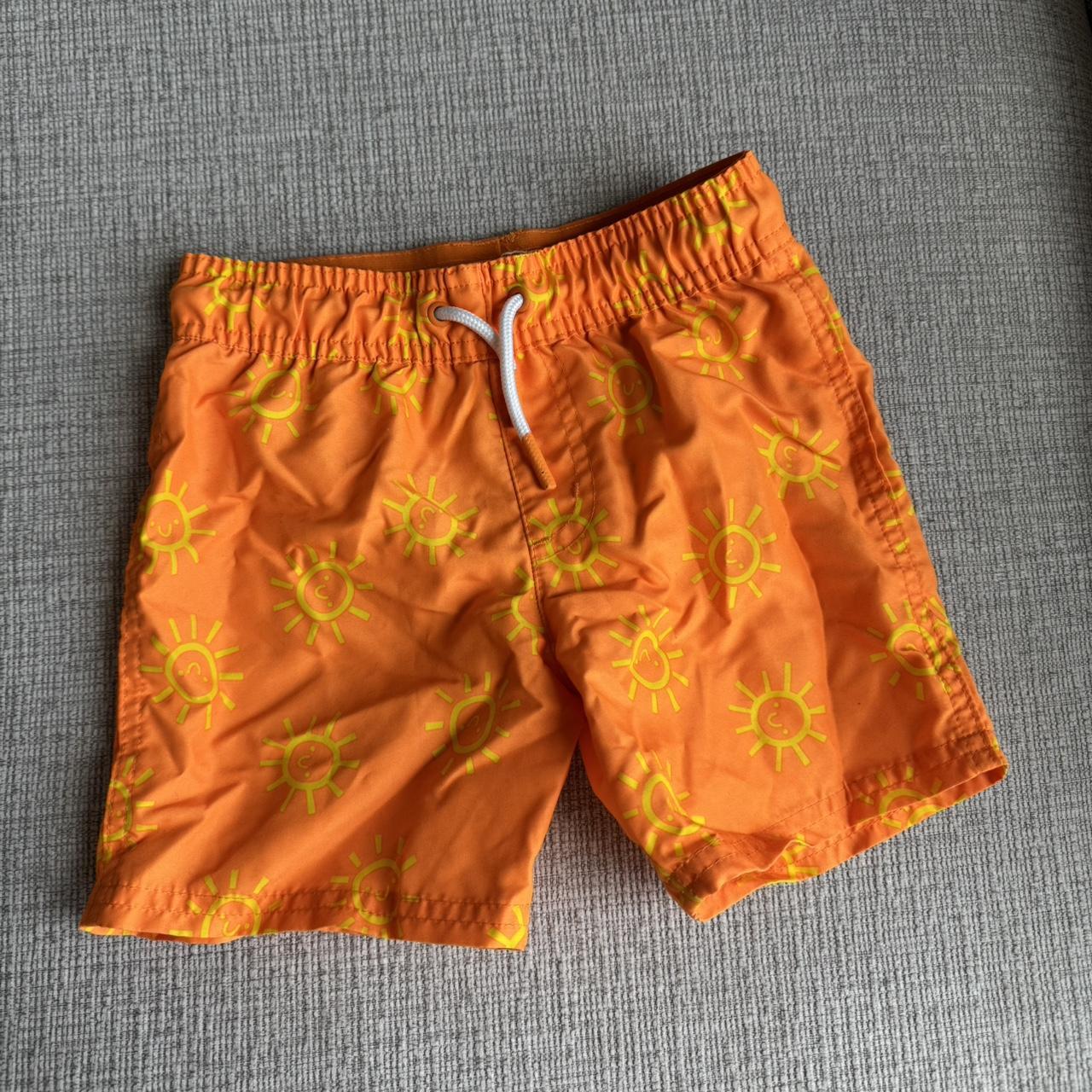 item listed by trendifindzz