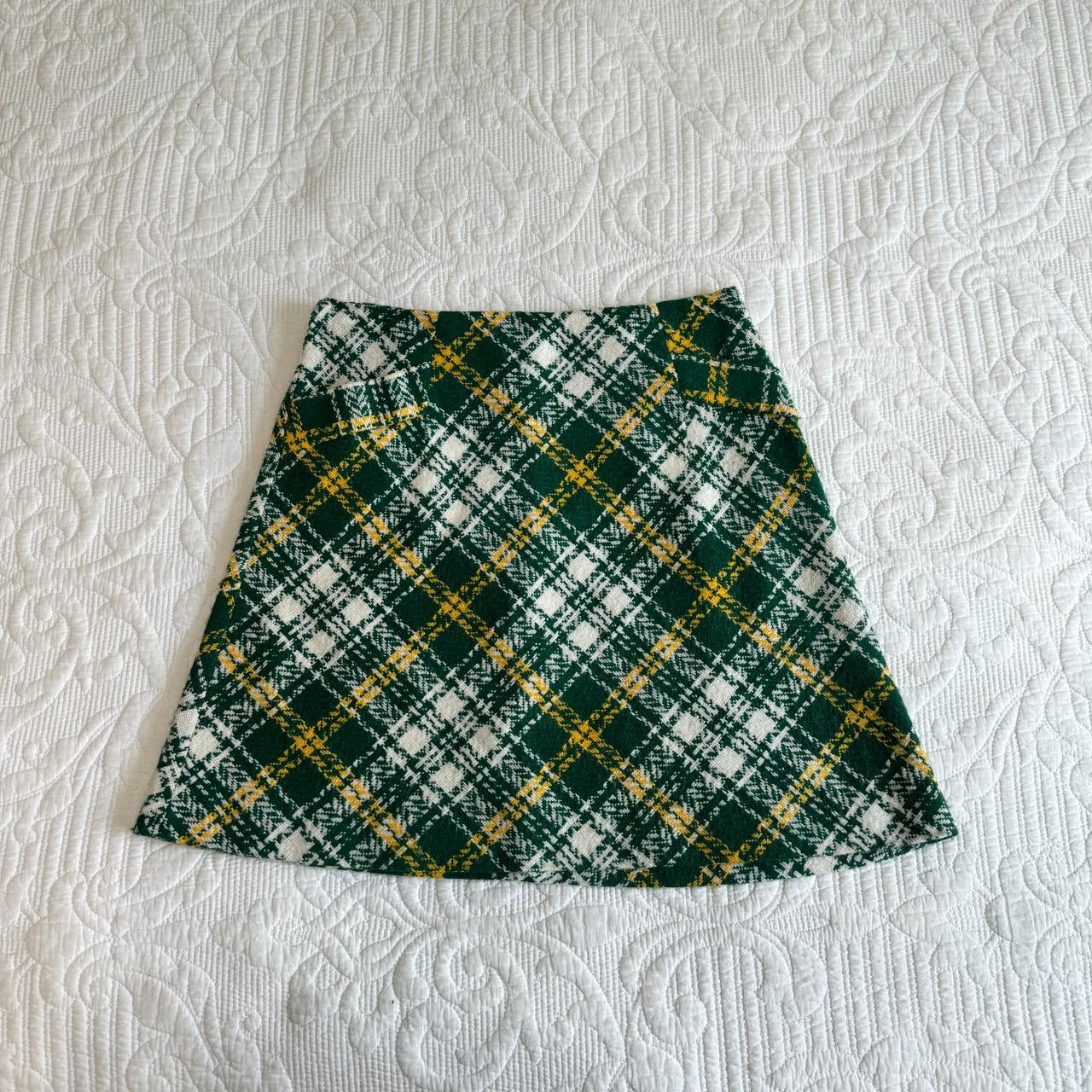 Green yellow plaid skirt hotsell