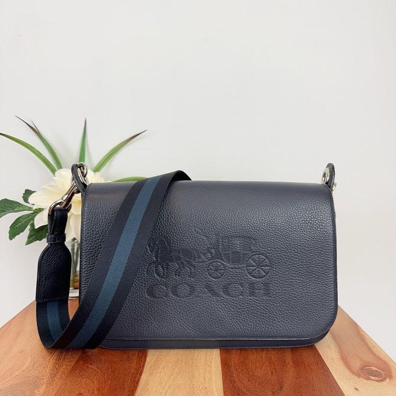 Coach jes 2024 messenger crossbody bag