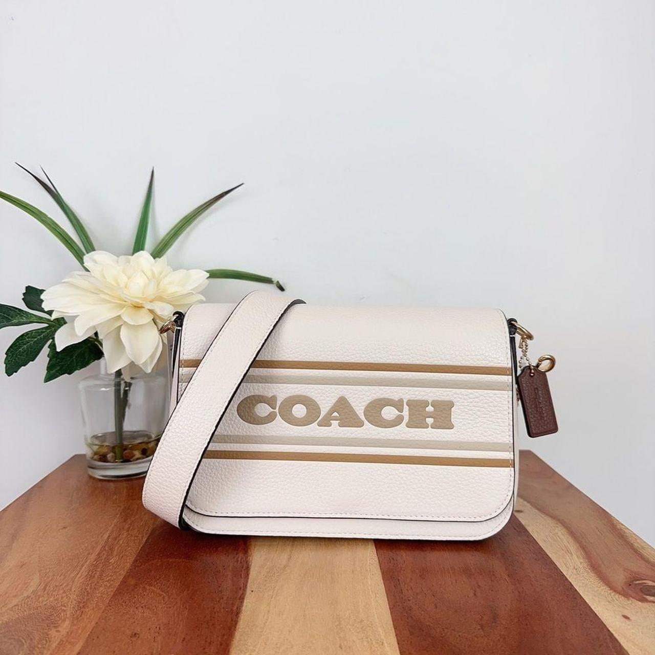 The Ultimate Guide to Coach Logan Messenger Bag: Style Meets Functionality