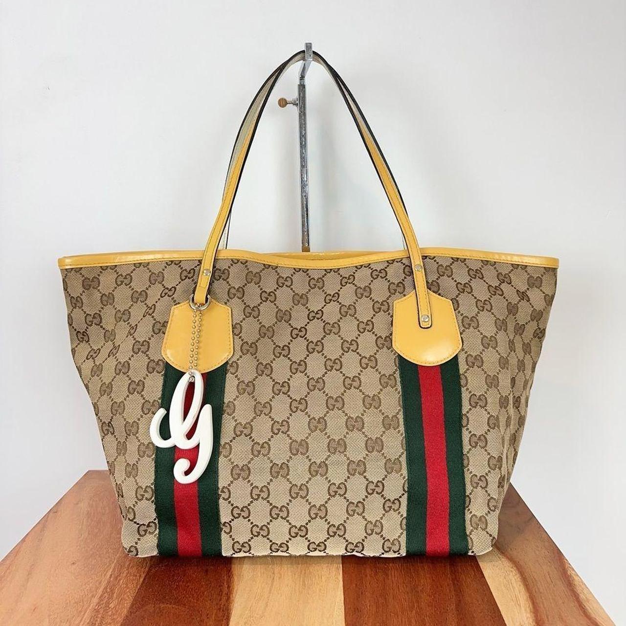 Gucci deals Sherry Line GG Canvas Leder Gold