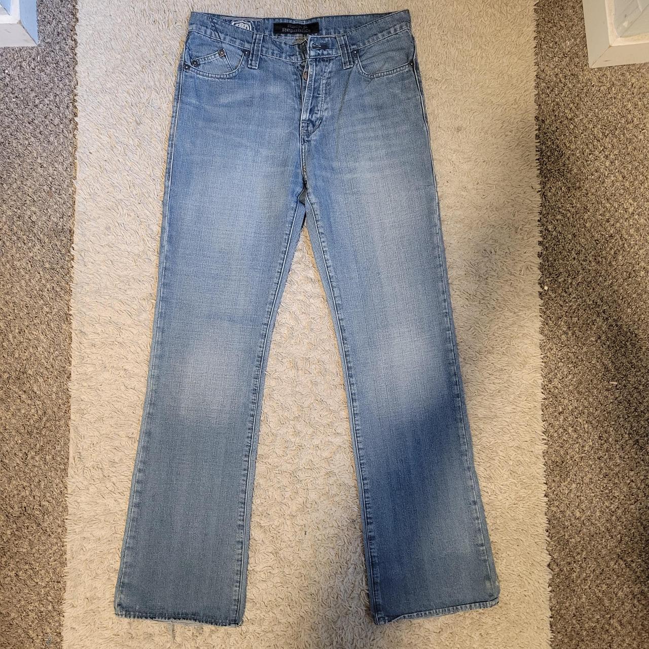 item listed by quackythreadsoffical