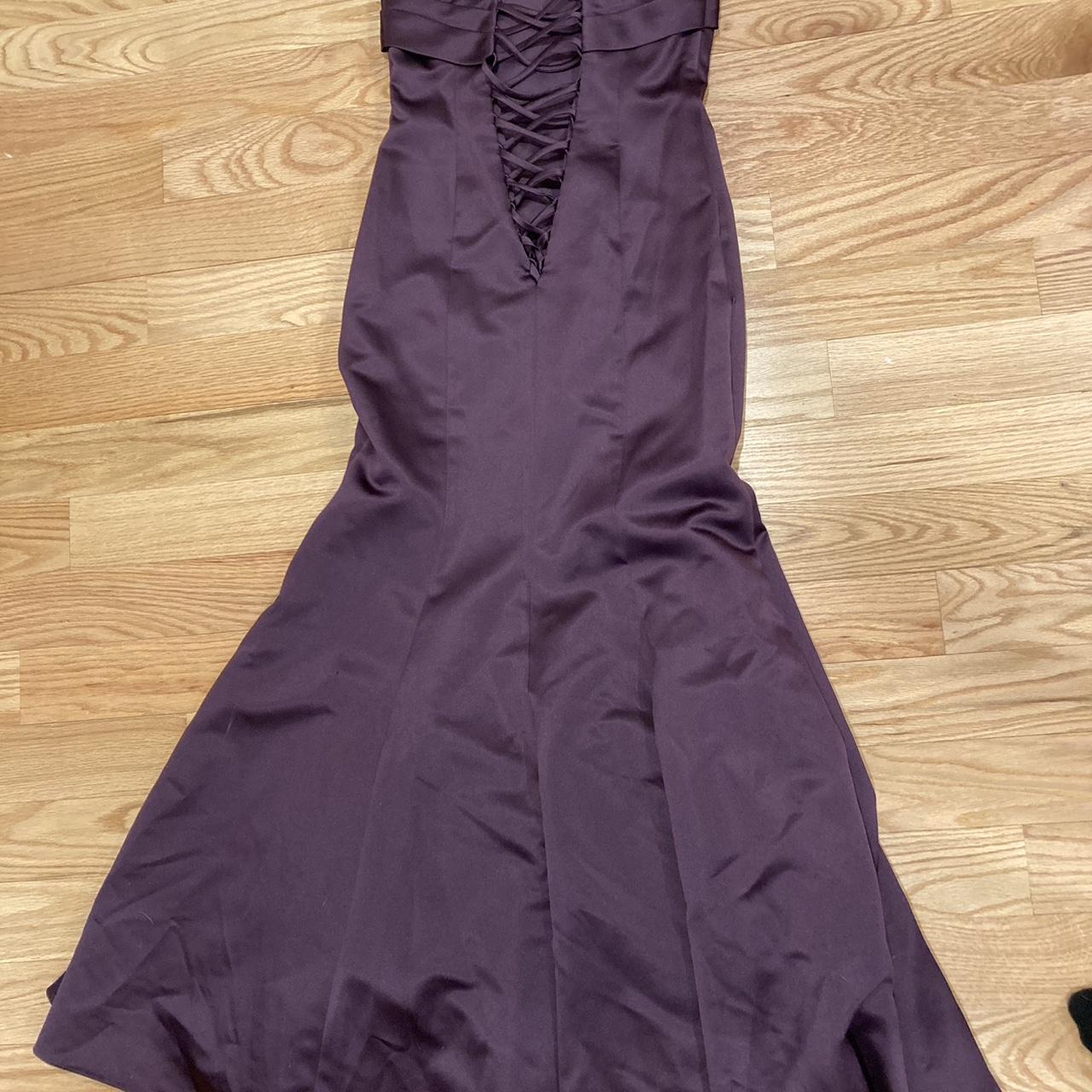 Long form fitting 2000s prom dress - Depop