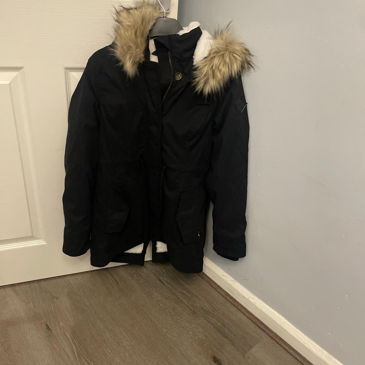 holister winter coat perfect for winter - Depop