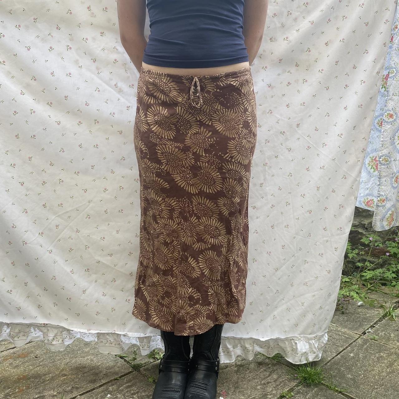 Wallis Women's Brown and Cream Skirt | Depop