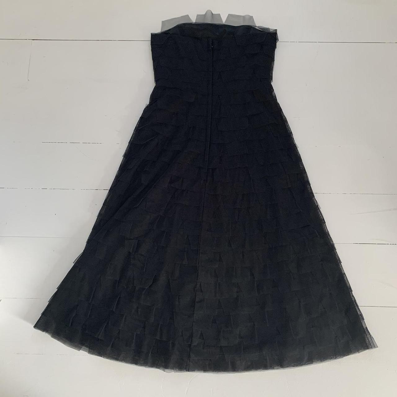 BCBG ruffle netting strapless dress. Lovely fitted Depop