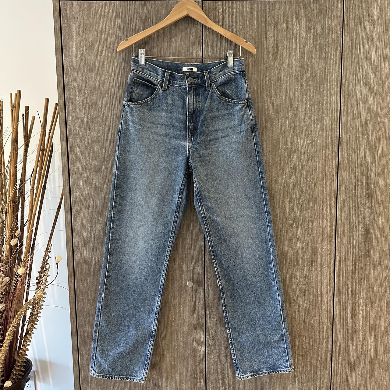 UNIQLO Women's Blue Jeans | Depop