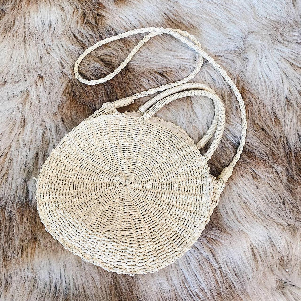 Tan round woven shop purse