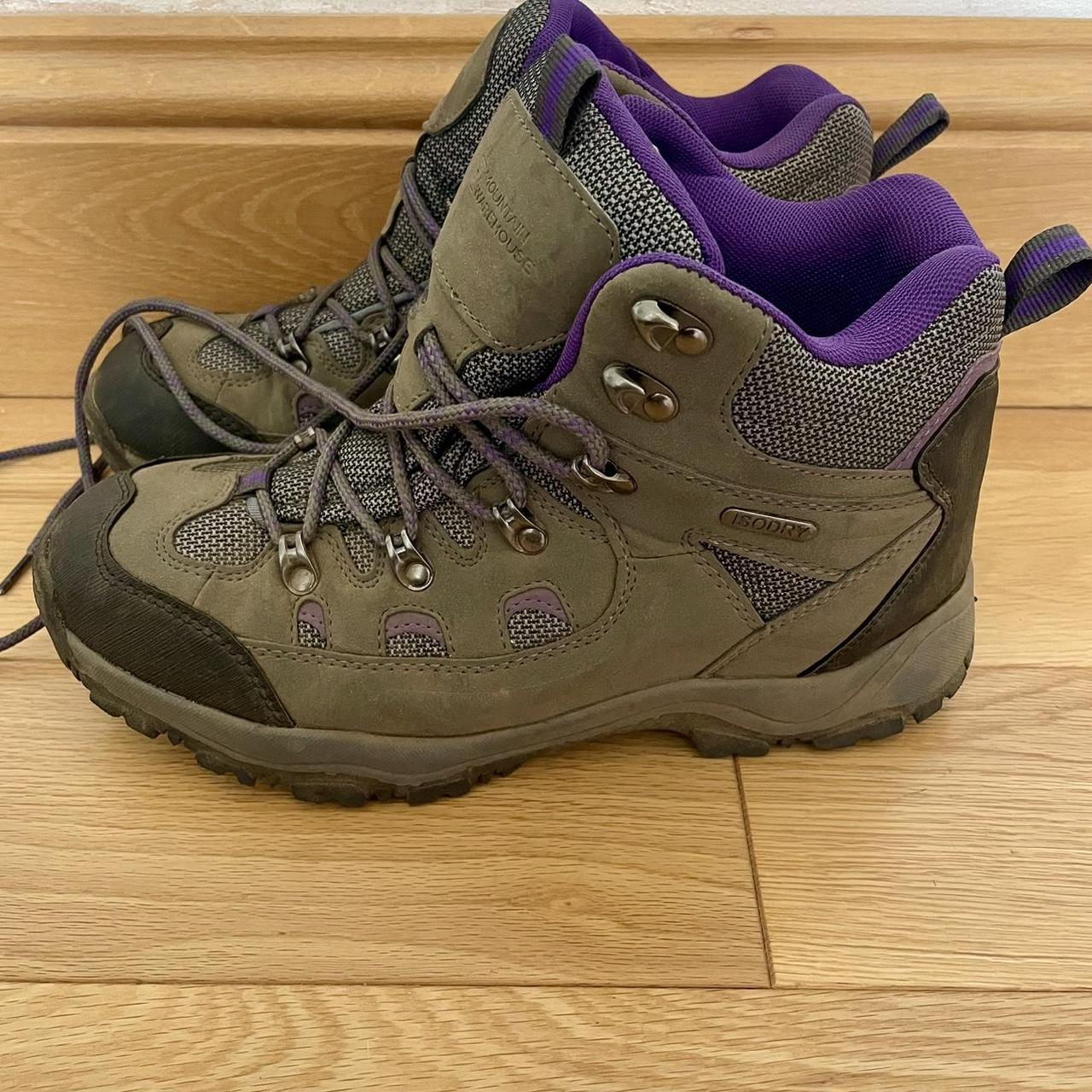 Hiking clearance boots purple