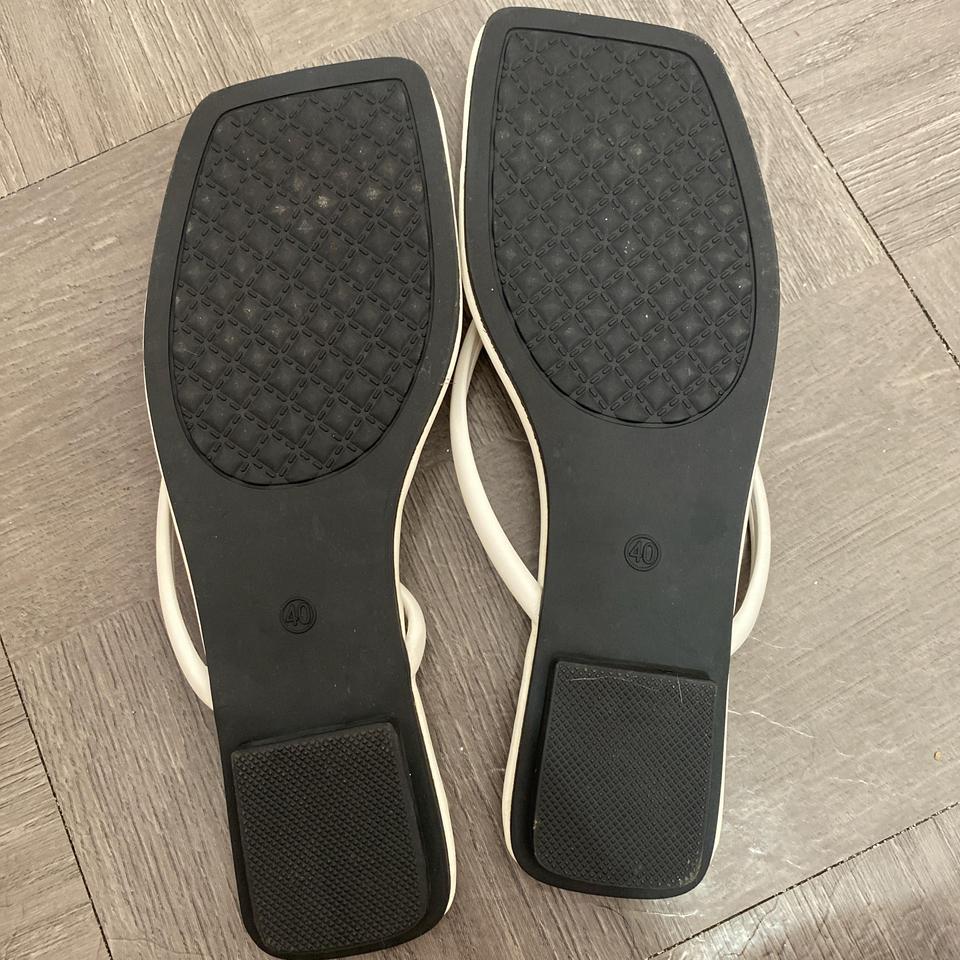 Reel Legends White Sandals Size 9 - Depop