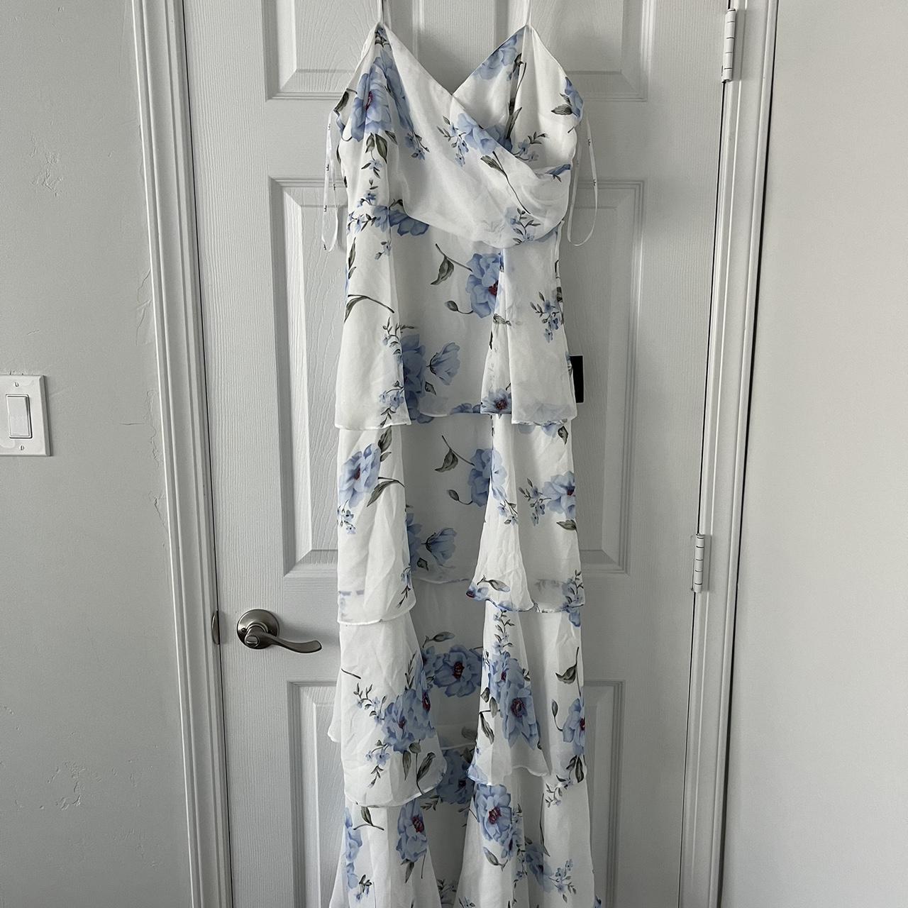 Lulus long summer dress NWT Size L TTS | Depop