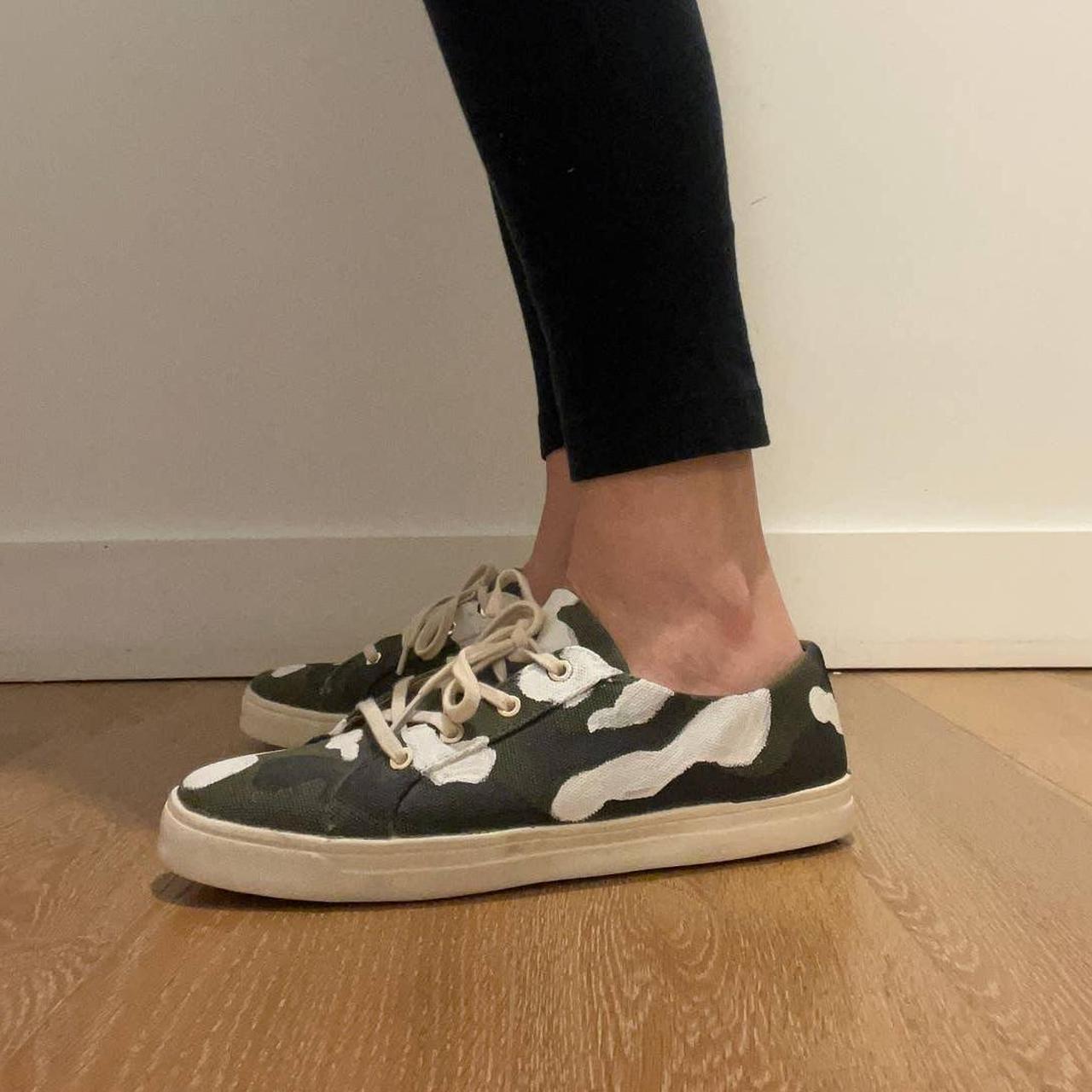 Jack rogers deals camo sneakers