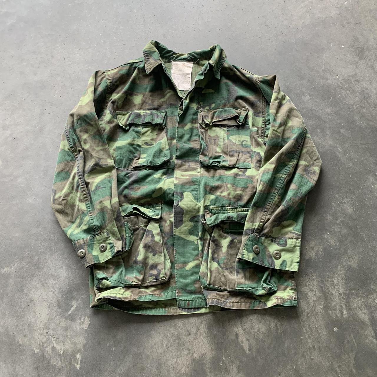 Vintage 80s Forest Green Camo Military USMC Field... - Depop