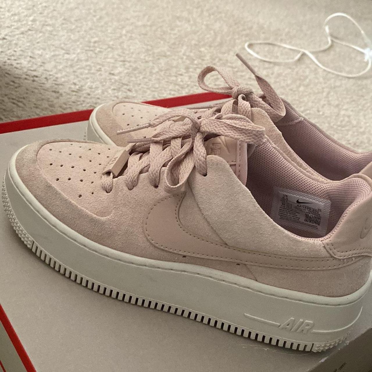 Air force 1 sage store low platform sneaker beige