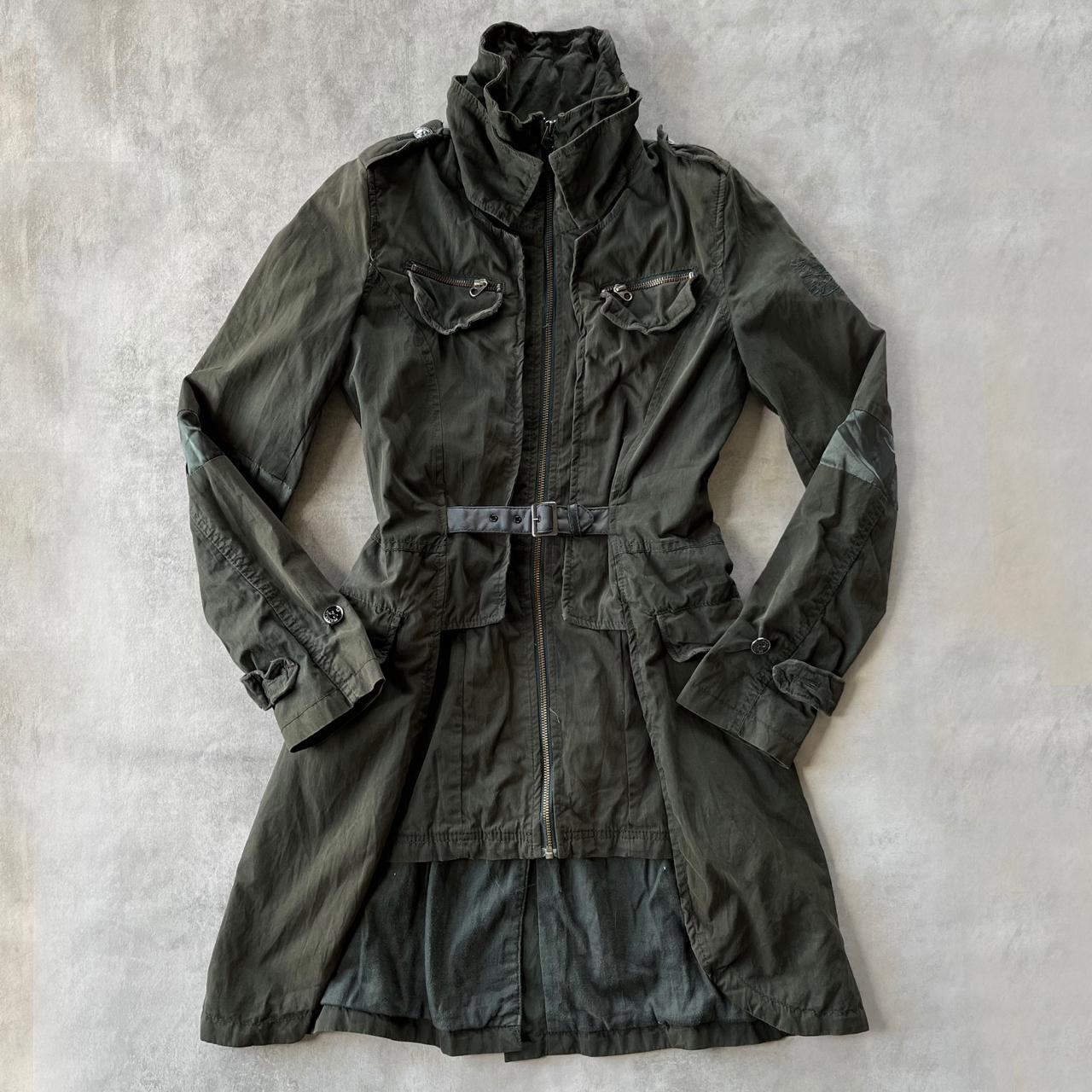 VINTAGE BUCKLE TRENCH COAT, Great condition!