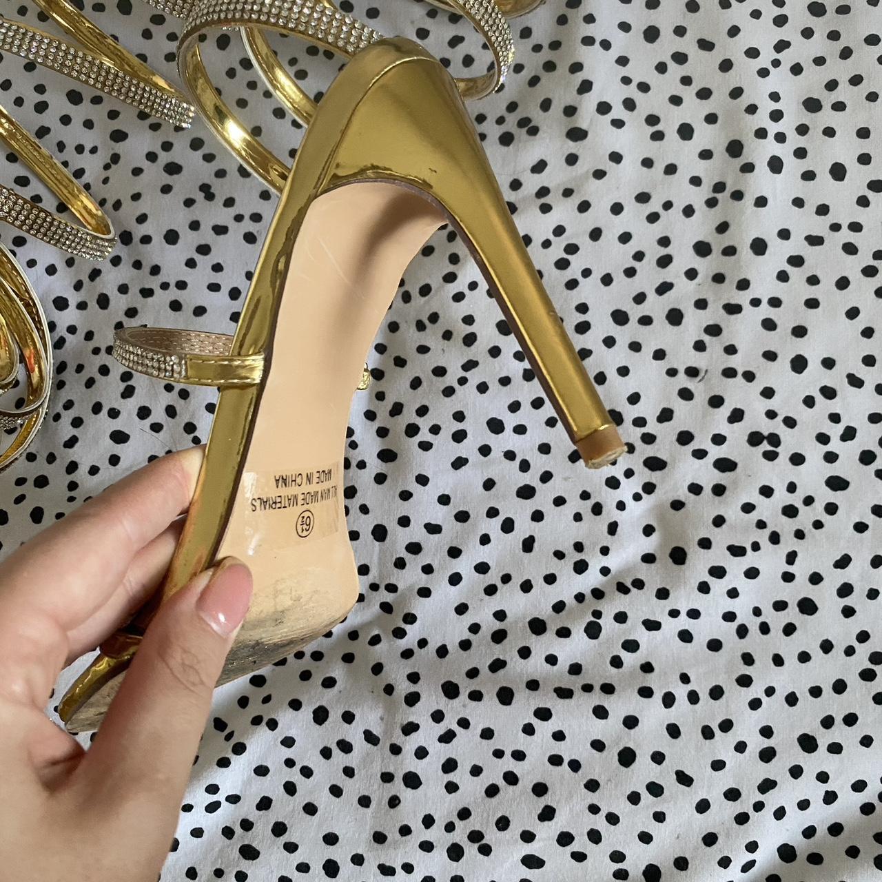 black raw hem denim shorts