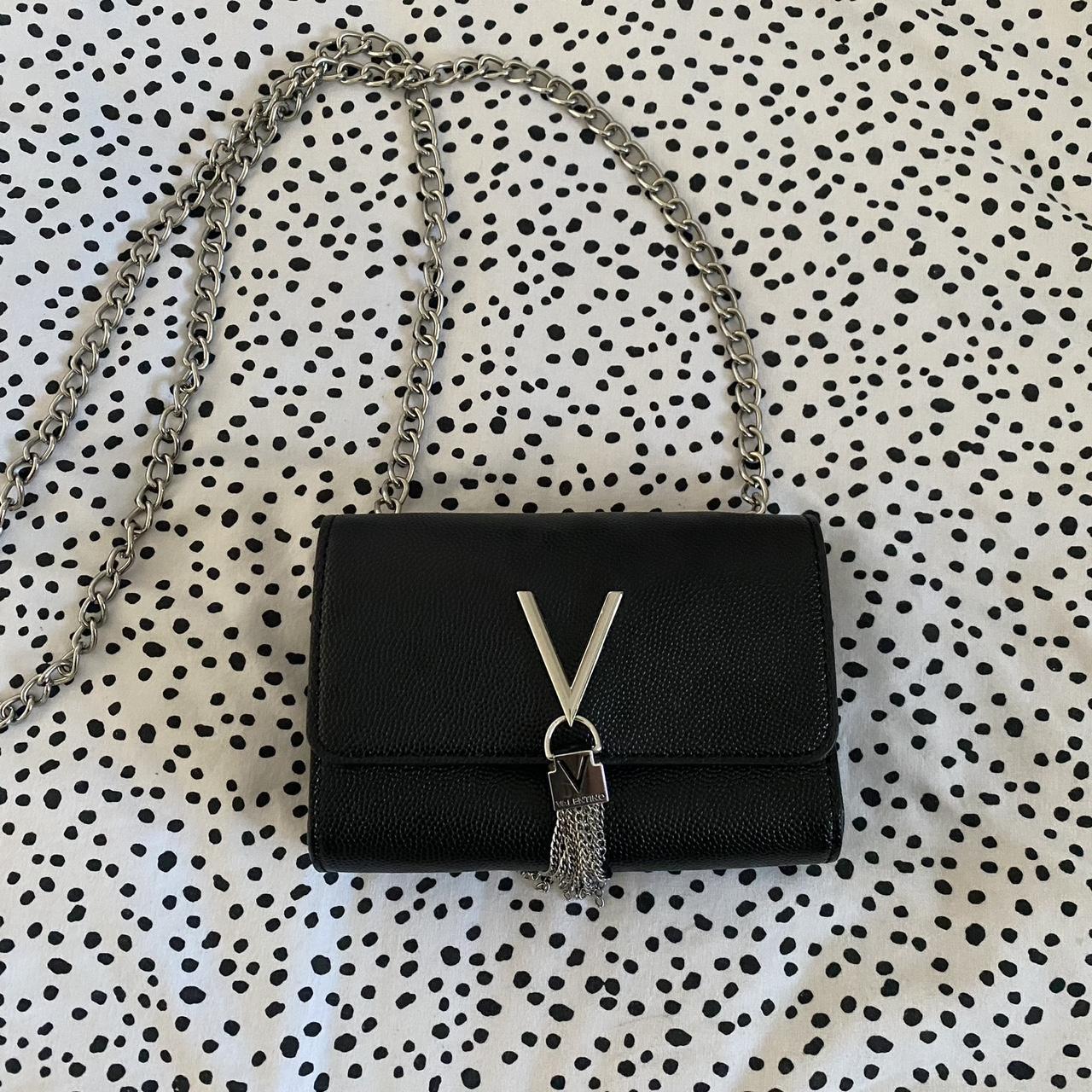 Black & silver chain Valentino shoulder bag Used... - Depop