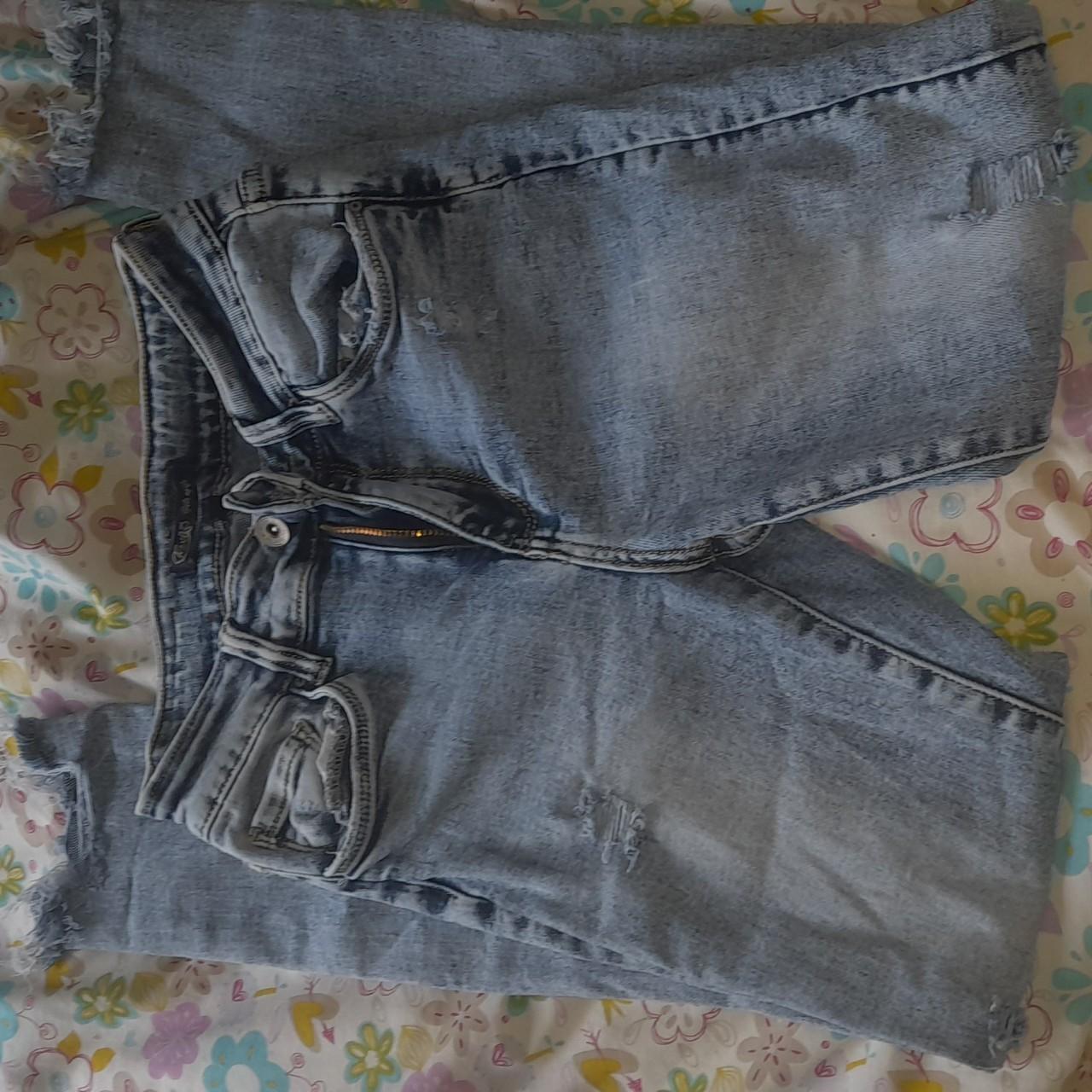 item listed by elle_cs