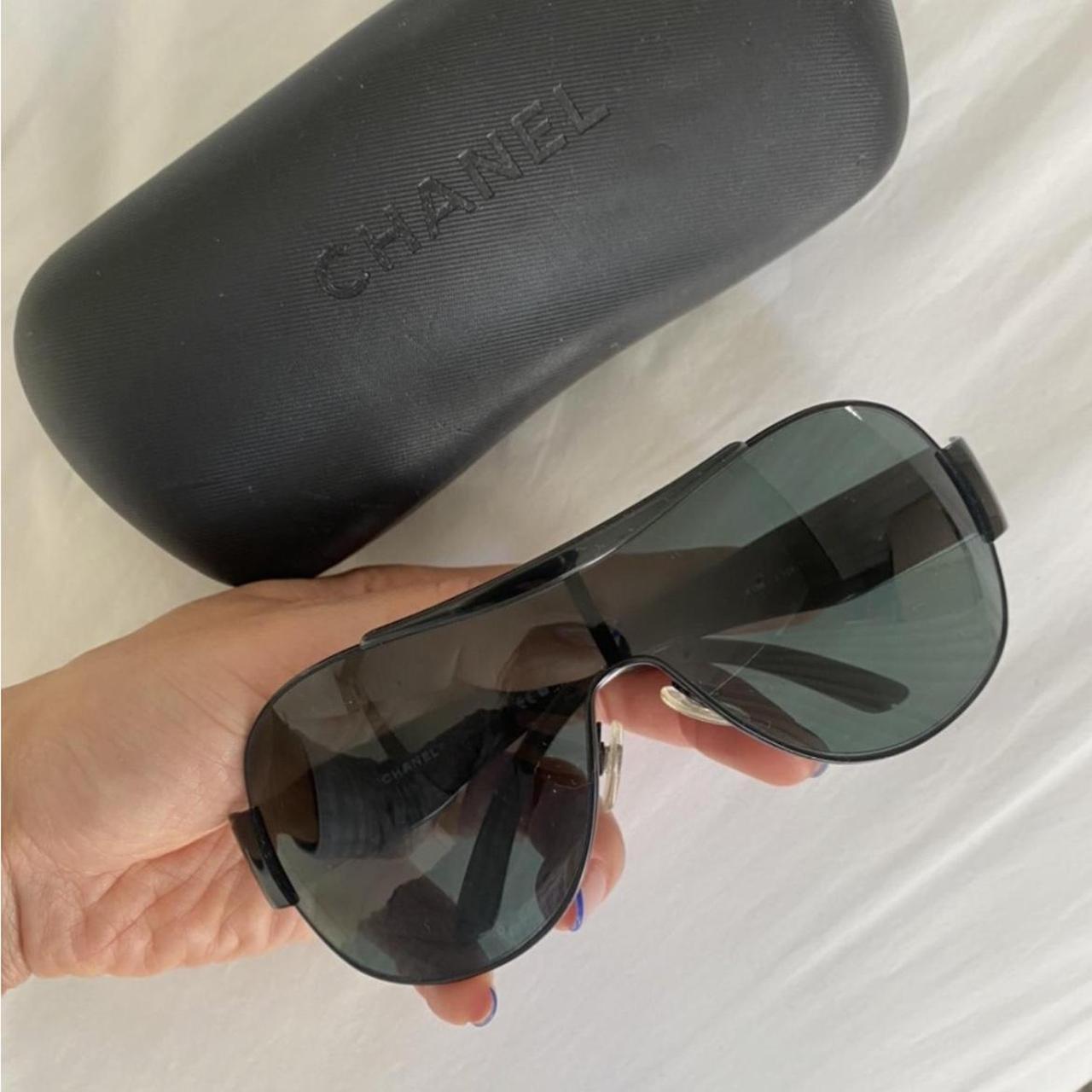 chanel women's black sunglasses