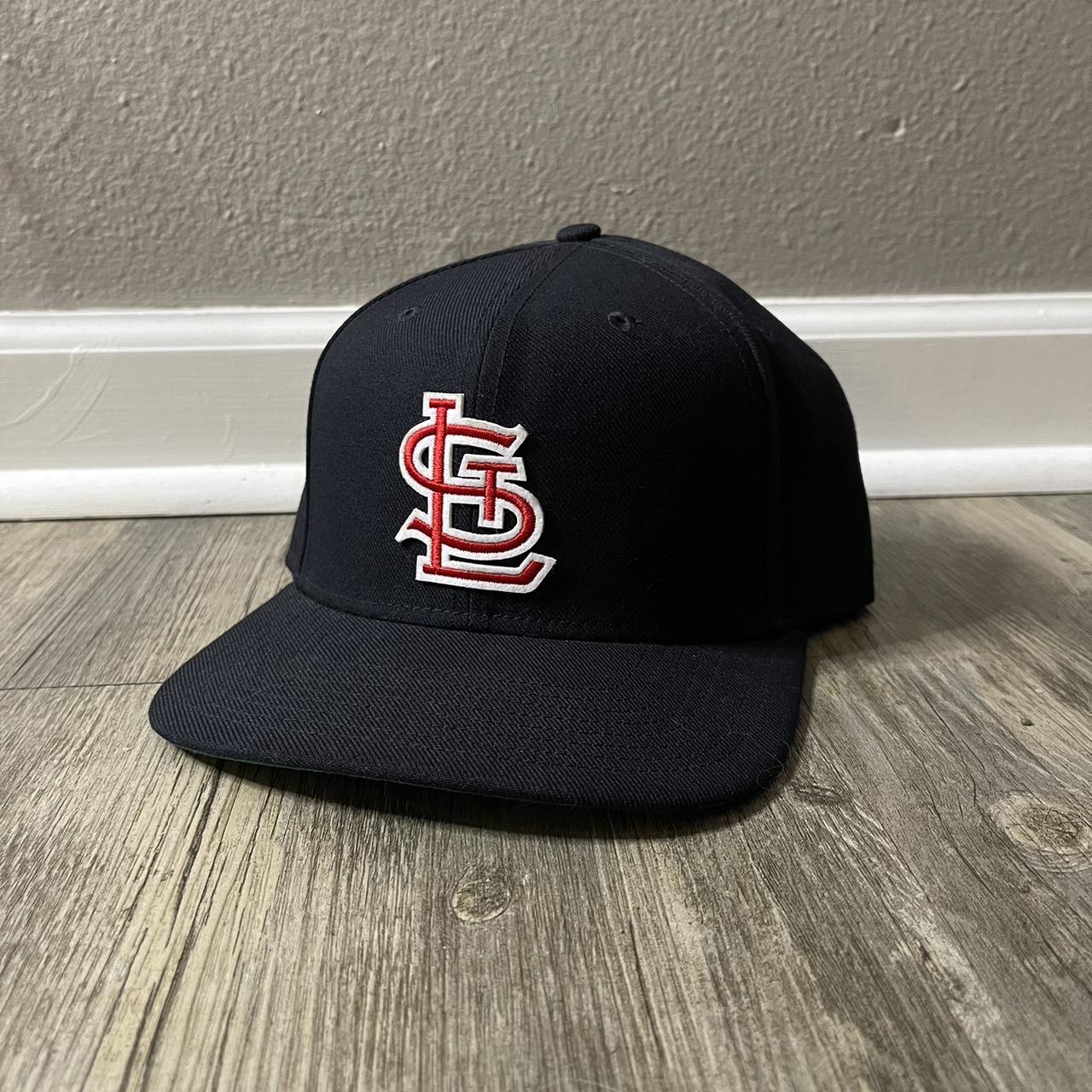 Nike hotsell cardinals hat