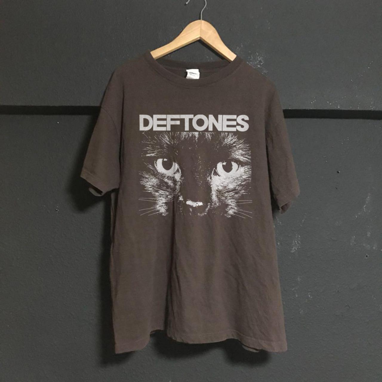 deftones T shirt Tag Gildan Heavy Cotton collor - Depop