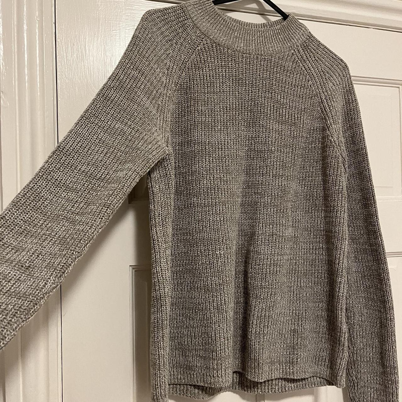 H&M Women's Grey Jumper | Depop