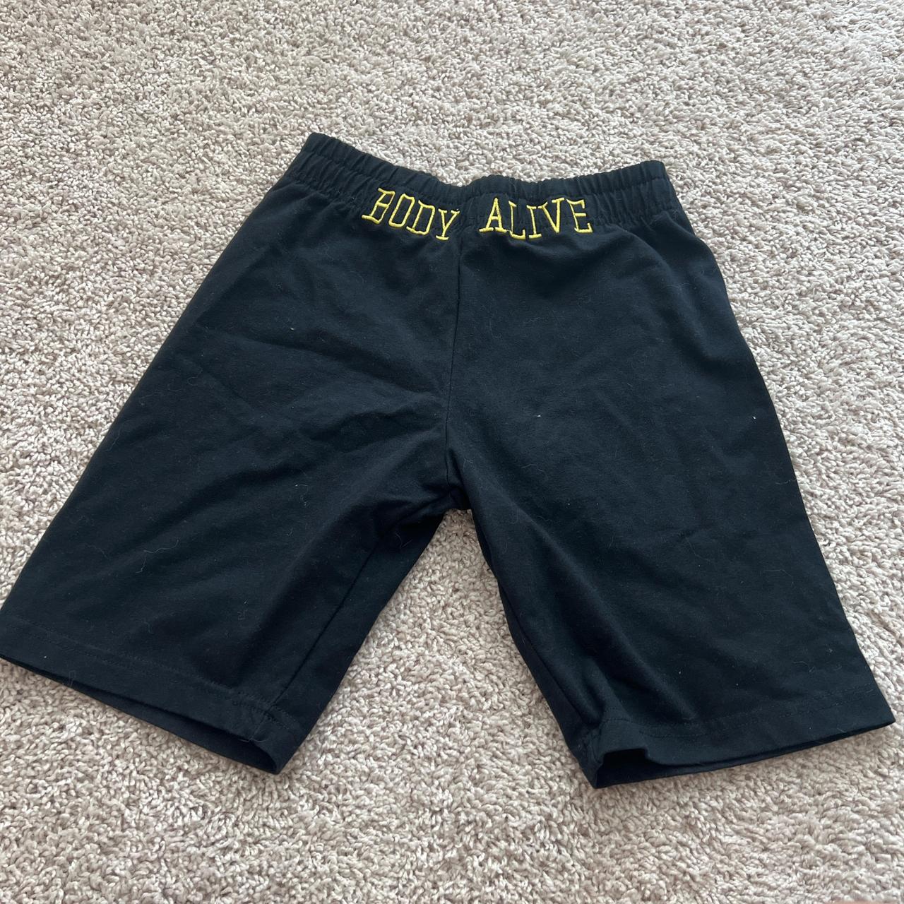 item listed by danirosescloset