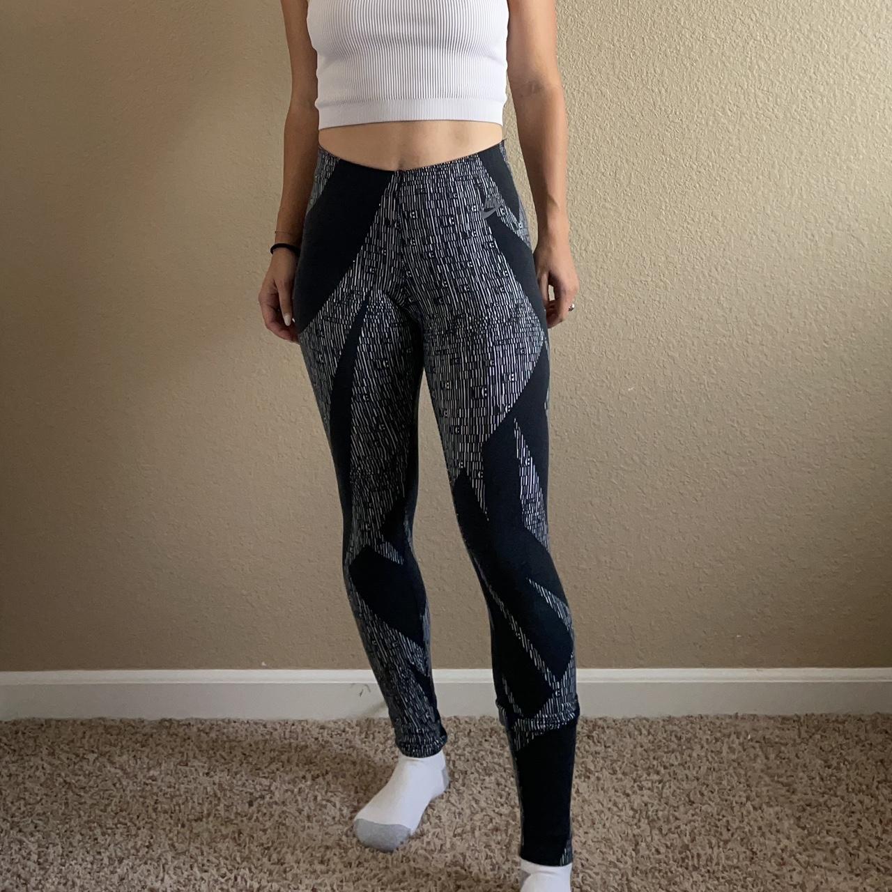 Nike dri fit seamless lavender leggings in size - Depop