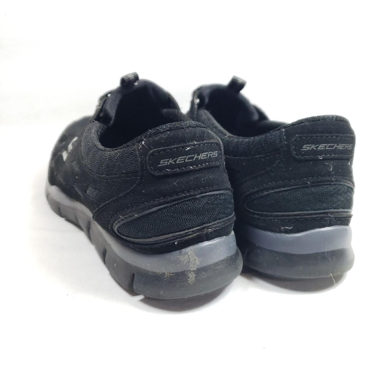 Skechers gratis full circle on sale black