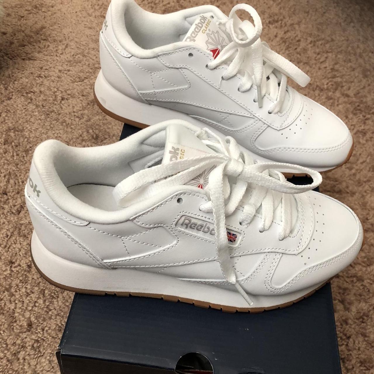 Reebok Women's White and Tan Trainers | Depop