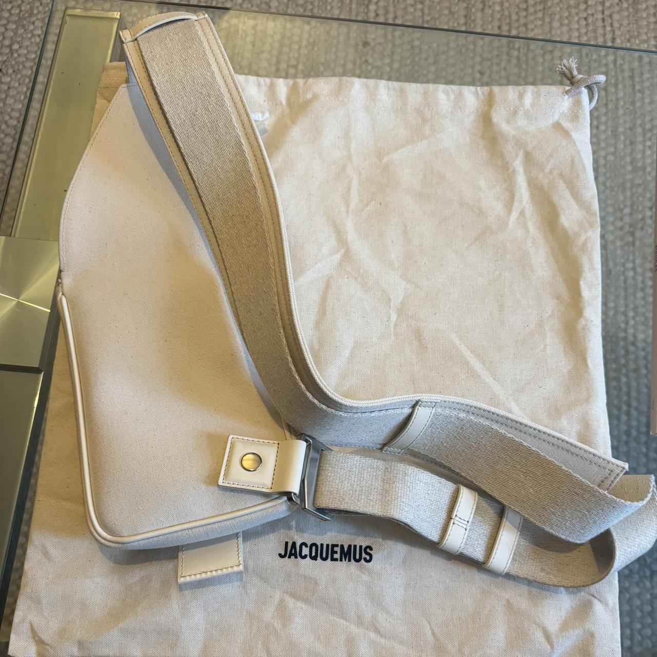 JACQUEMUS バナナスリングバック Jacquemus La Banane Cuerda crossbody bag Height: | Depop