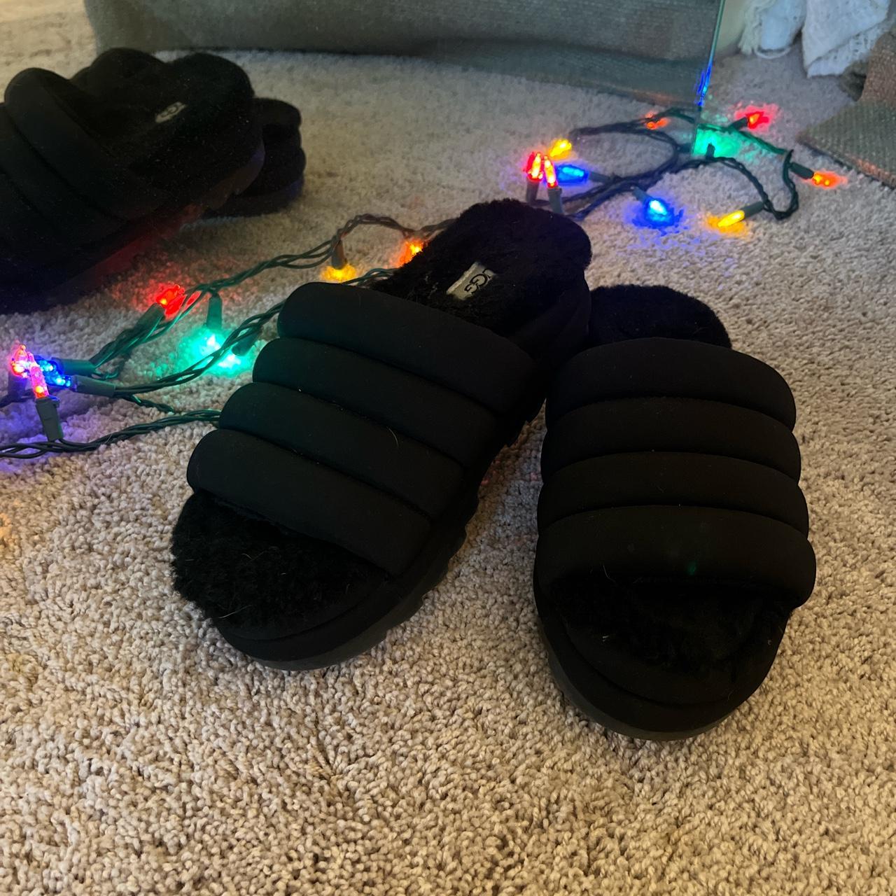 Ugg best sale puffer slides