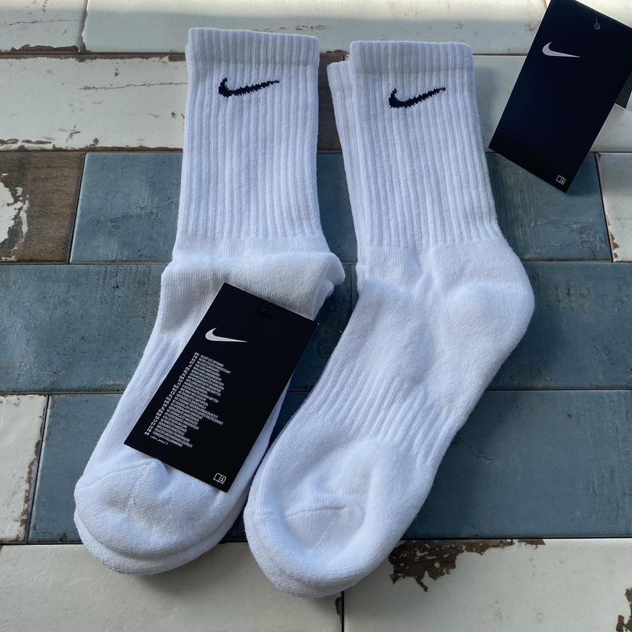 Nike Men's White and Black Socks | Depop