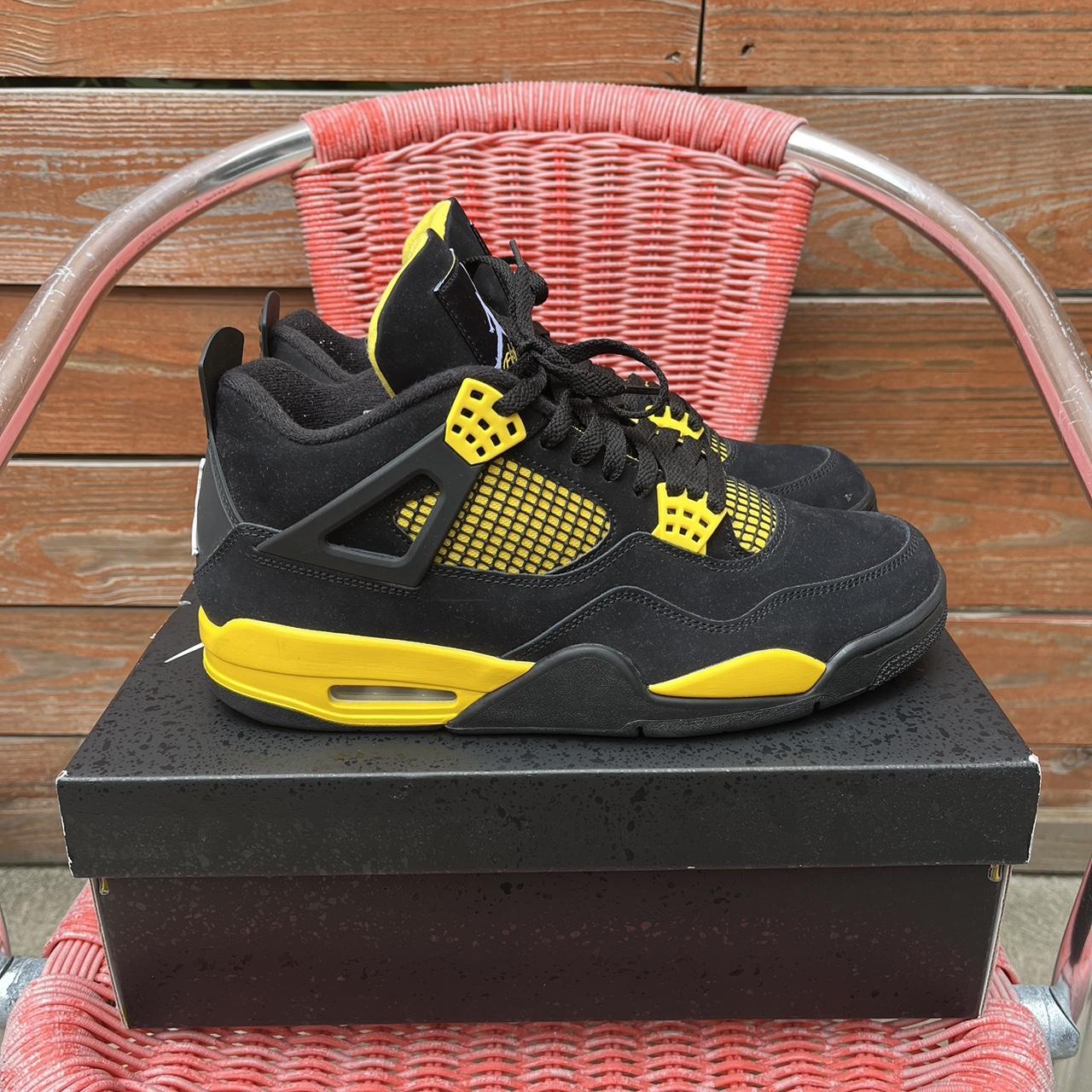 Thunder 11 jordans hotsell