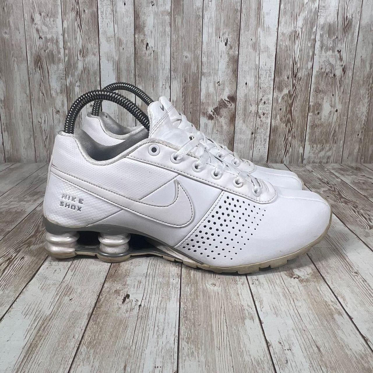 Nike shox deliver white hotsell