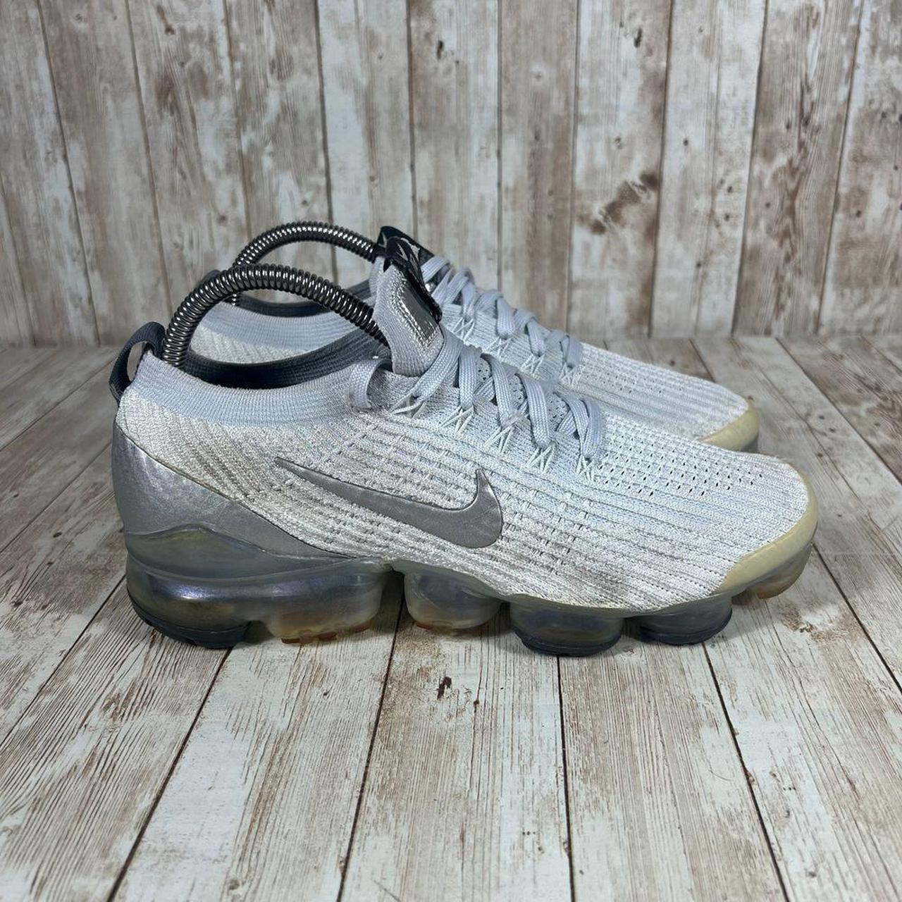 Nike womens vapormax grey hotsell