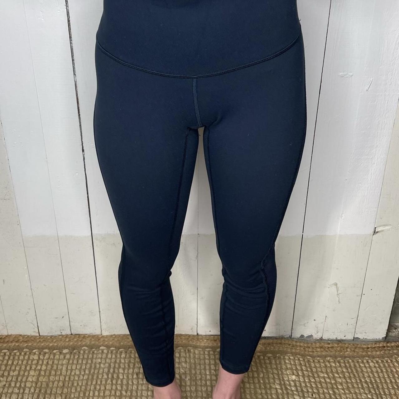 Lululemon blue leggings size 4 - Depop