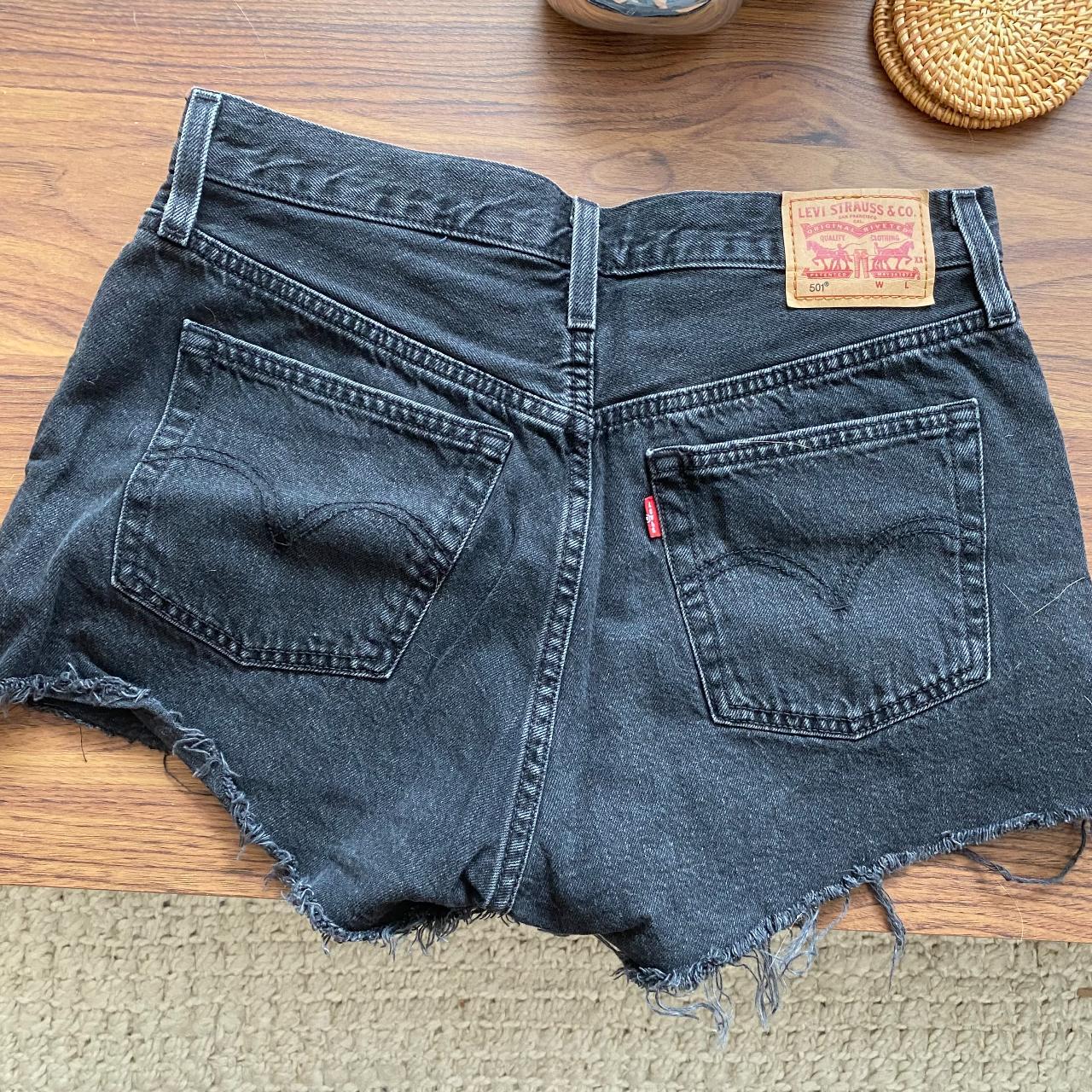 Levis 501 shorts outlet black