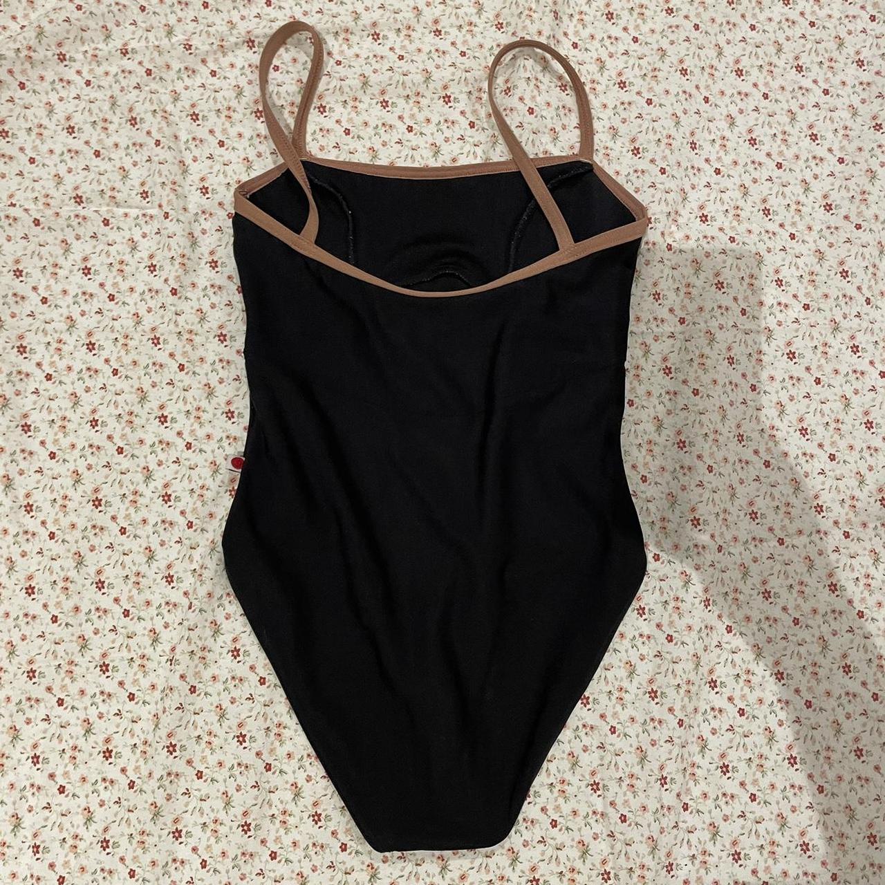 yumiko レオタード 新品未使用DENISE Lサイズ Yumiko Denise🩰 Black bodice and Antique Rose | Depop