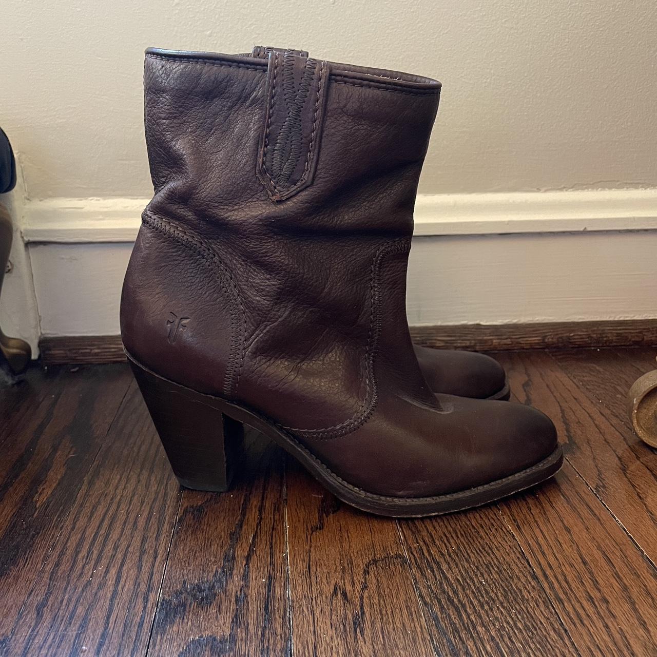 Frye Women S Boots Depop