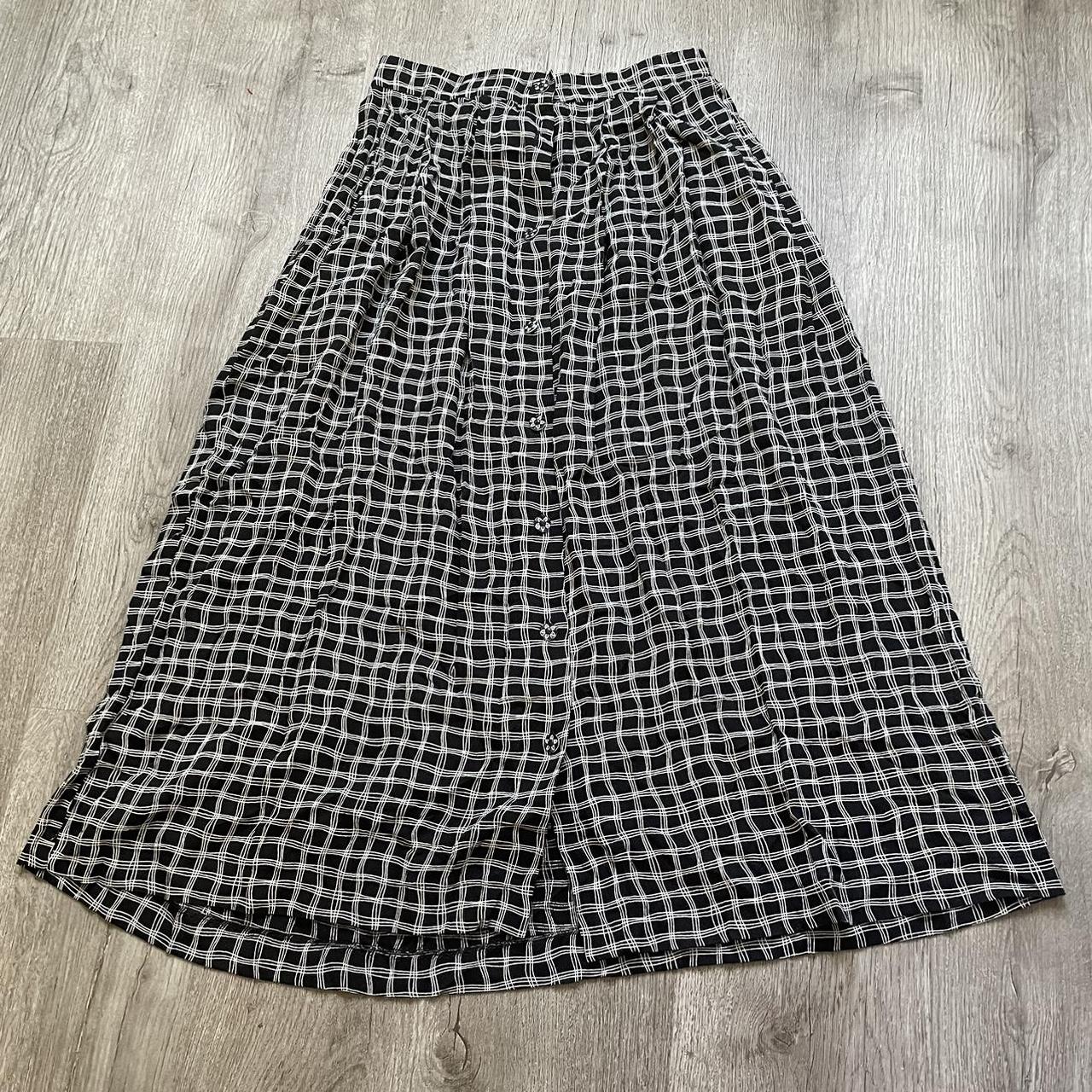 🌱Adorable maxi vintage button-up plaid skirt 🌱 ~... - Depop