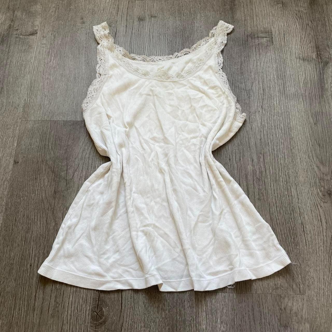 🌱Cute y2k white/cream lace cami 🌱 ~ Size : fits an... - Depop