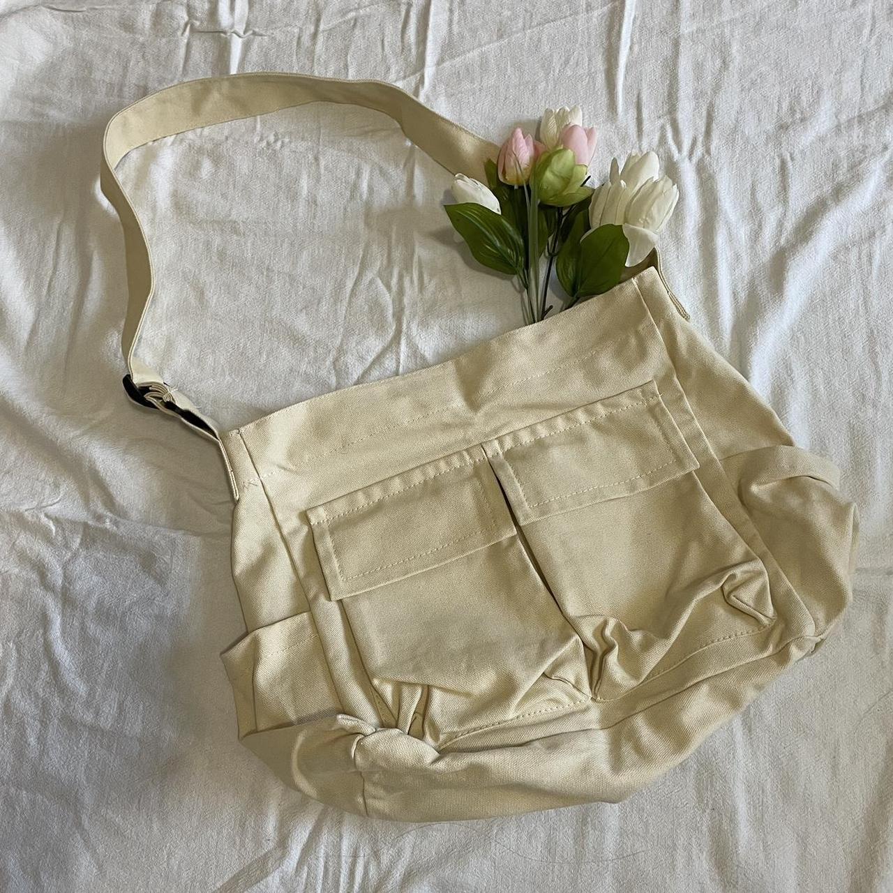 Adorable cream mailer bag・₊ ~ Size :... - Depop