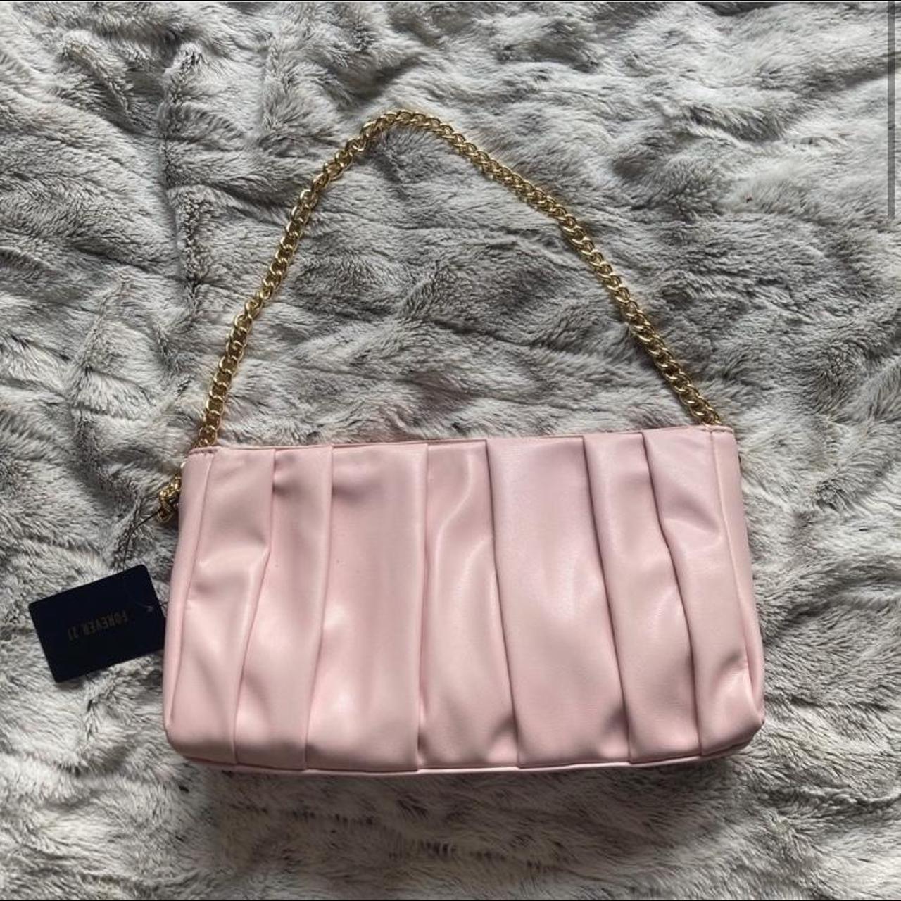 Forever 21 shoulder purse. Brand new w tags. So Depop