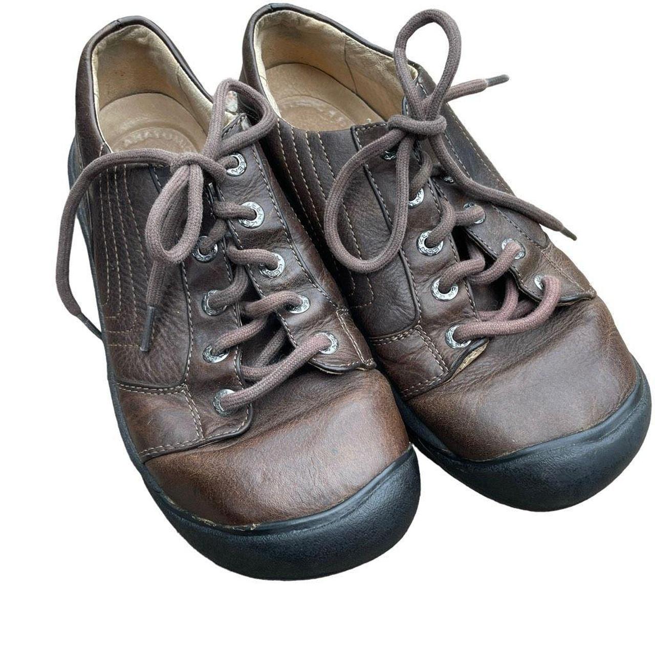 keen red hiking boots
