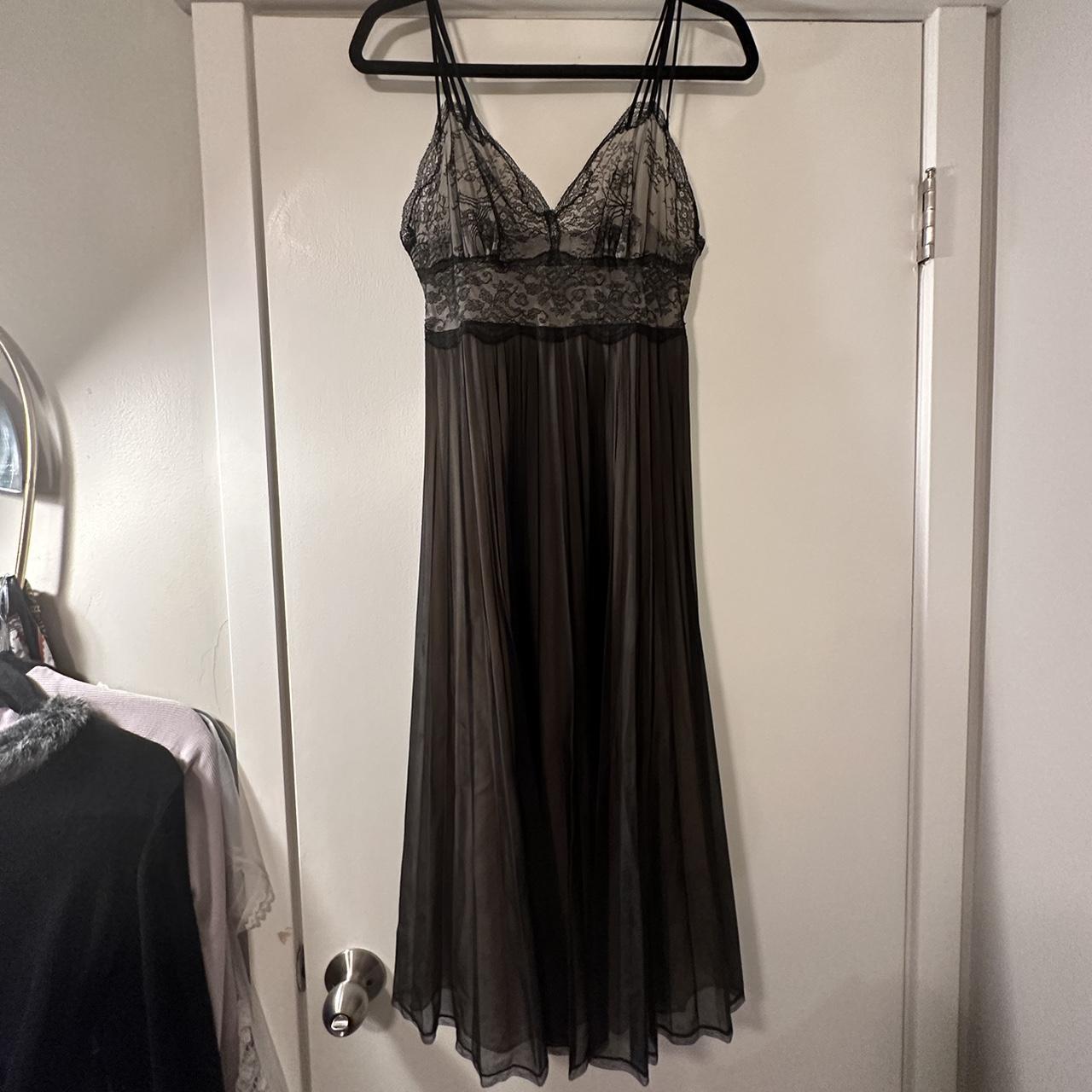 Vintage pleated Vanity Fair Night Dress size S-XS... - Depop