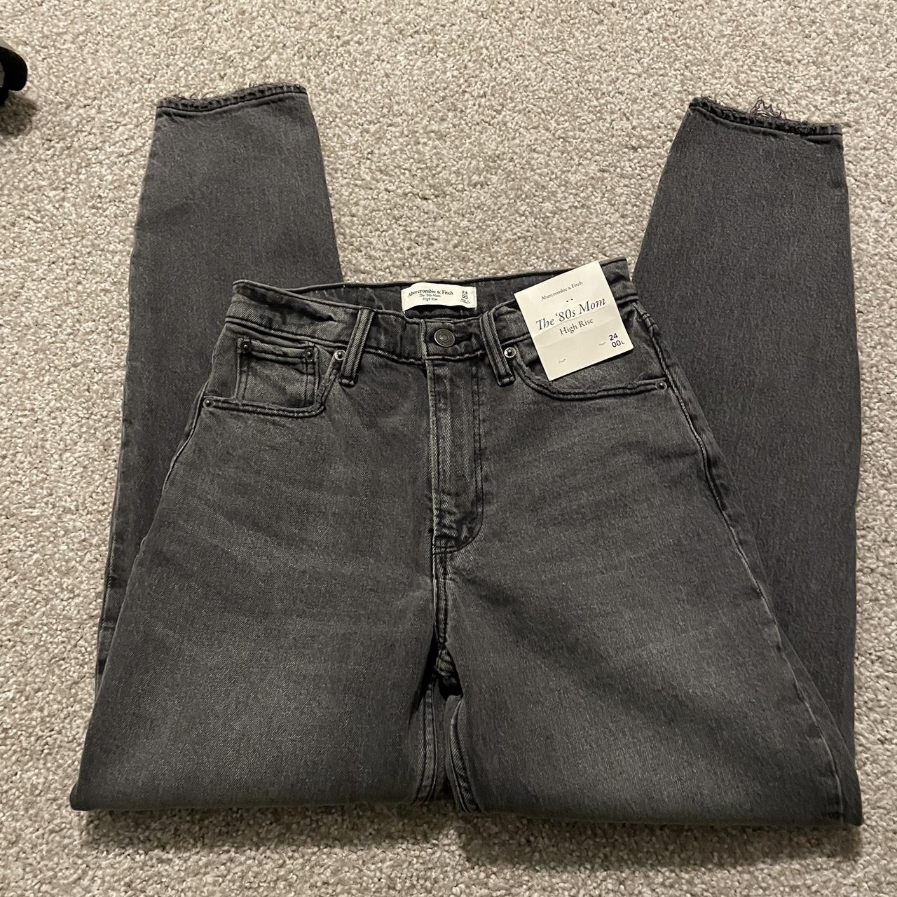 Abercrombie & Fitch Women's Grey and Black Jeans (3)