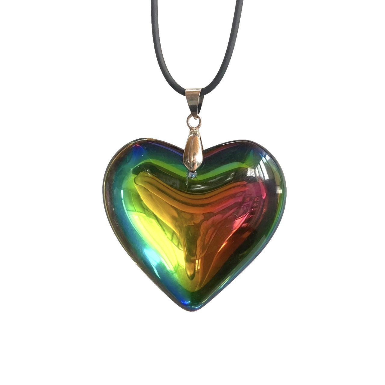 Susie Heart Necklace (Iridescent) – Love Stylize